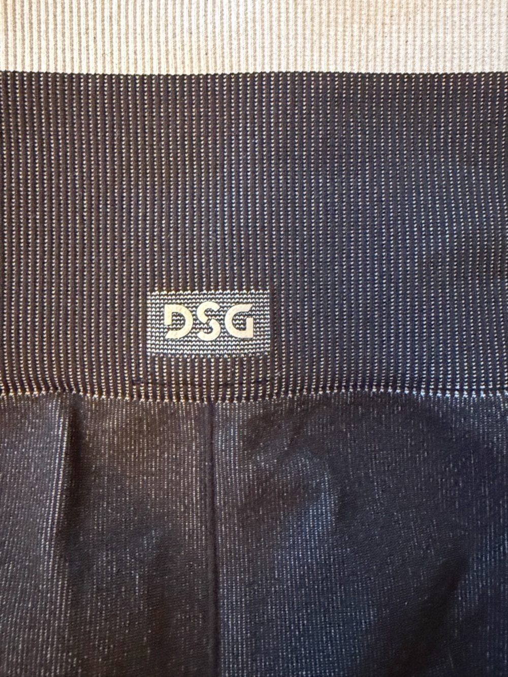 DSG Women’s Activewear Seamless Iridescent Workout Legging Size Small - Picture 8 of 8